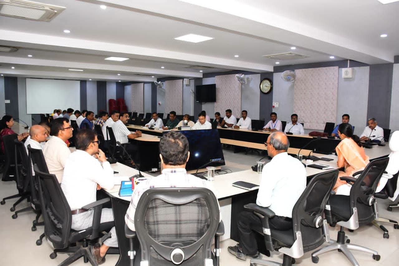 भागलपुर जनता दरबार में डीएम ने सुनीं आम लोगों की समस्याएं, त्वरित कार्रवाई के दिए निर्देश