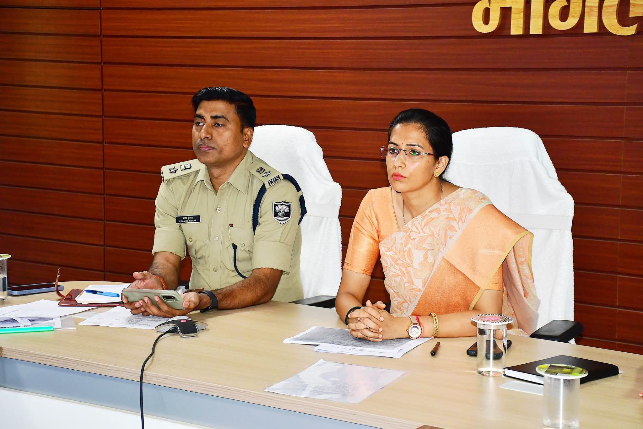 भागलपुर में पीएम सूर्यघर योजना की समीक्षा, जल्द शुरू होगा मुफ्त रूफटॉप सोलर सिस्टम का इंस्टॉलेशन