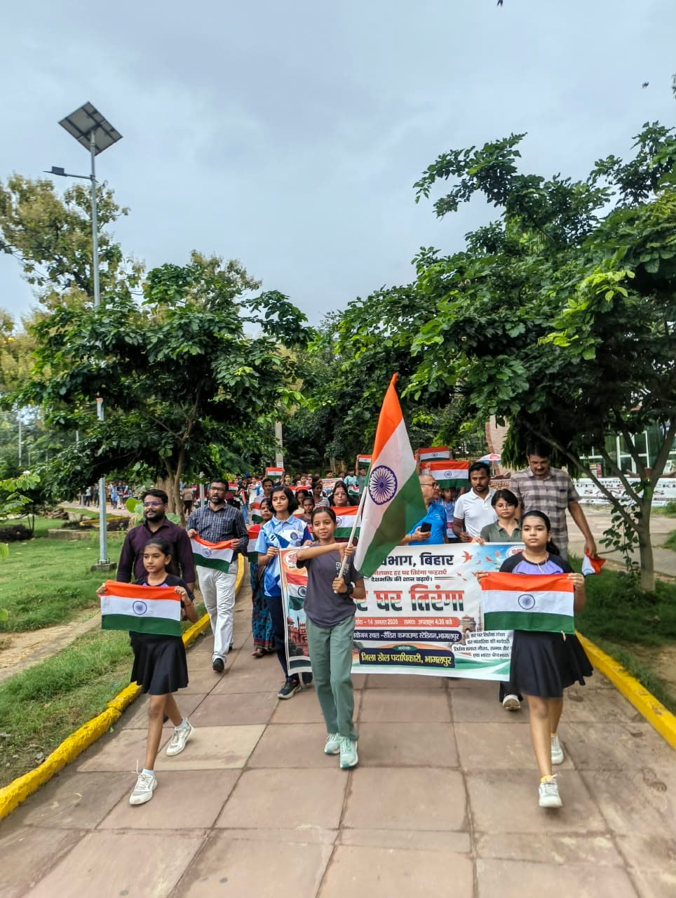 सैंडिस कंपाउंड में निकली भव्य तिरंगा यात्रा, देशभक्ति के रंग में रंगा भागलपुर